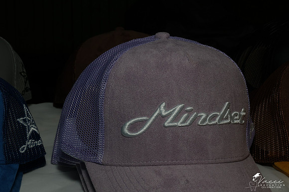 Shedidit25102
