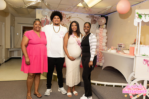 5G1A2354