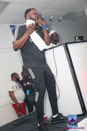 5G1A3356